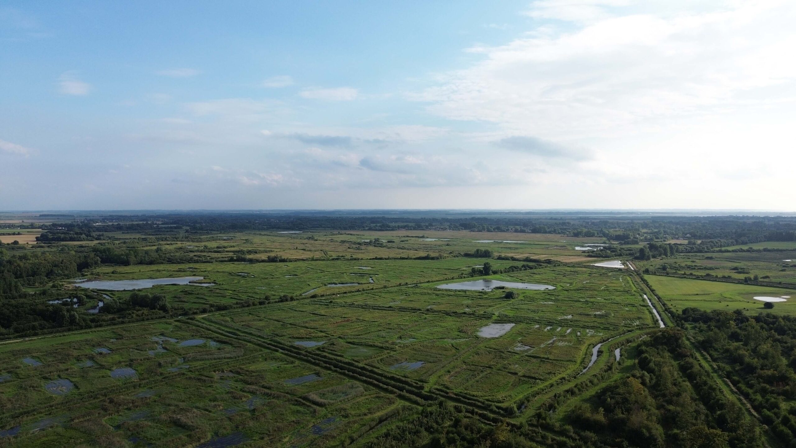 drone-marais-laronville Image du drone du golf - Découvrez le golf de la Belle-Dune.
